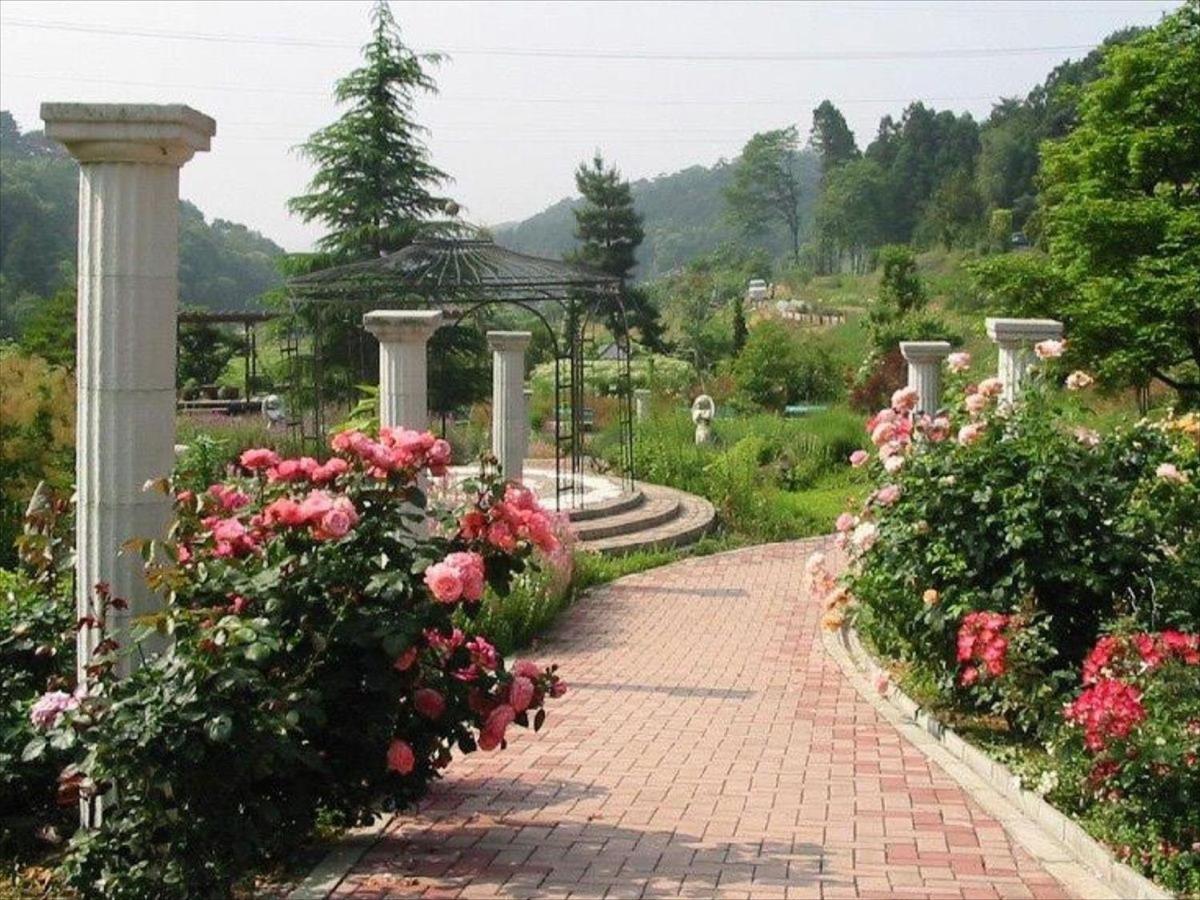 Rokugatsu-No-Mori Auberge ซาโนะ ภายนอก รูปภาพ